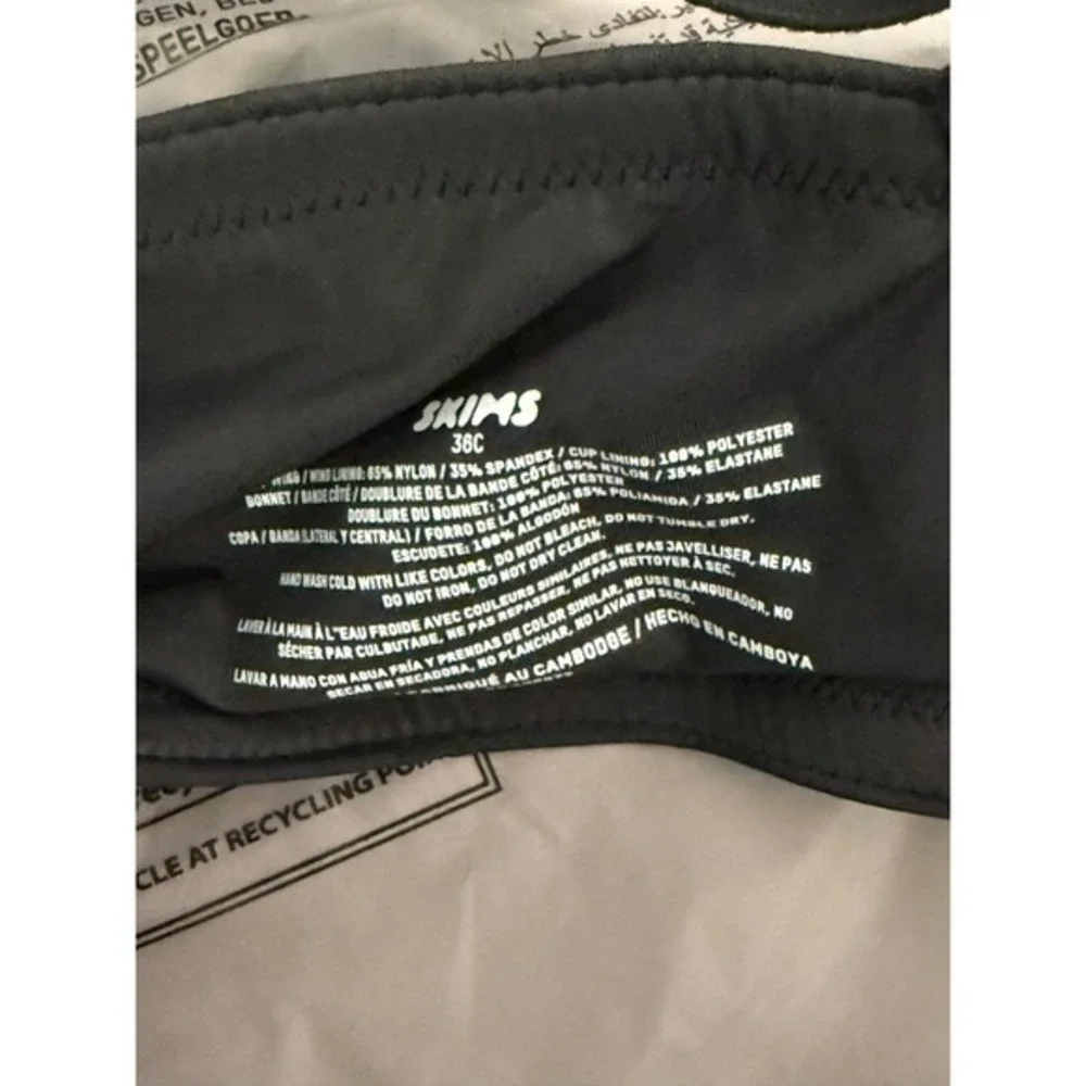 SKIMS Smoothing Full Coverage Bra Onyx‎ 36C NWT - Picture 10 of 11